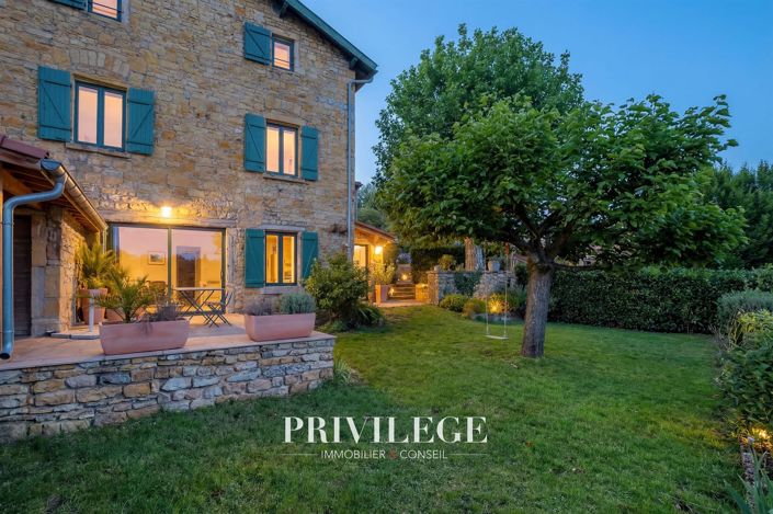 Image No.18-5 Bed House for sale