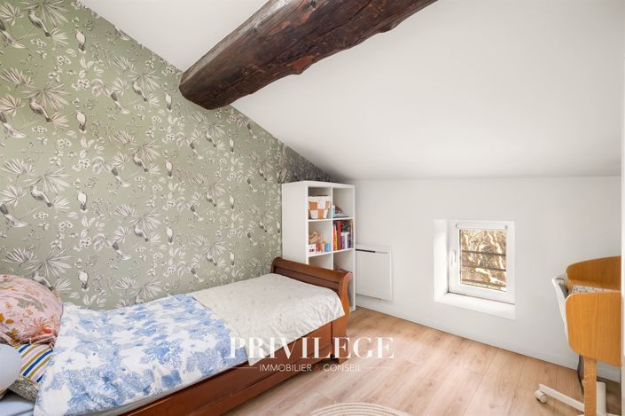 Image No.18-5 Bed House for sale