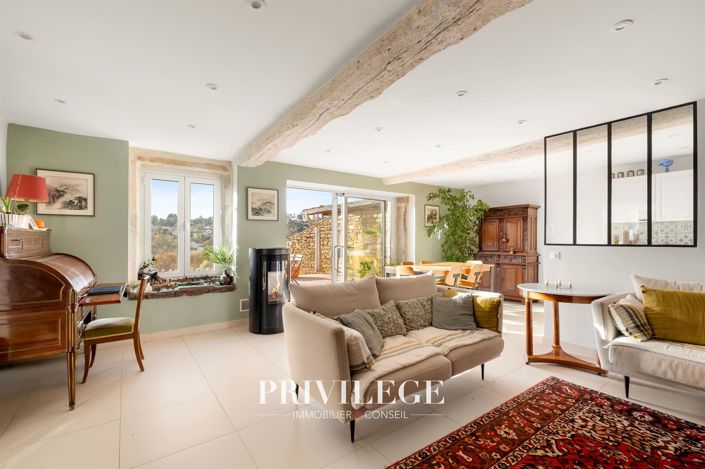 Image No.9-5 Bed House for sale