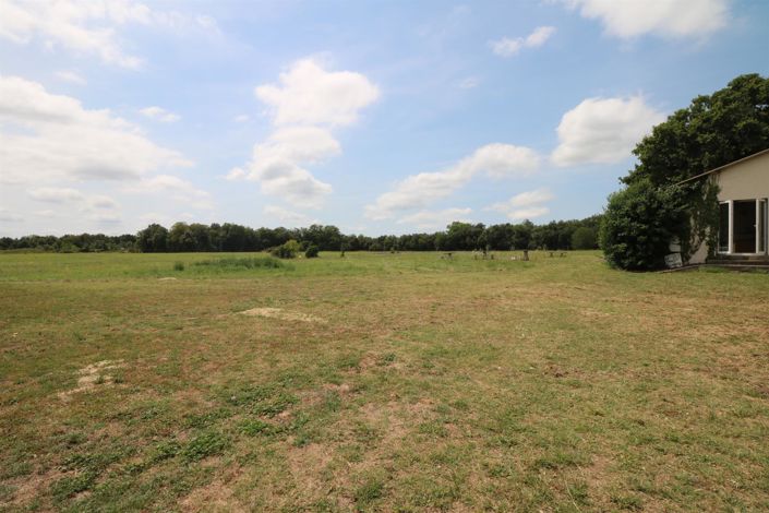 Image No.8-3 Bed House for sale