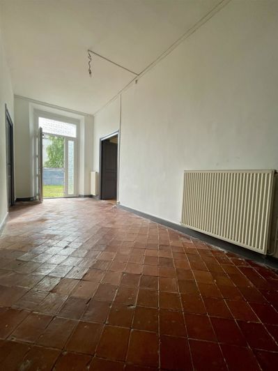 Image No.6-3 Bed House for sale