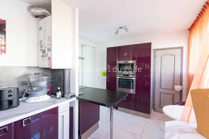 Image No.10-4 Bed Apartment for sale