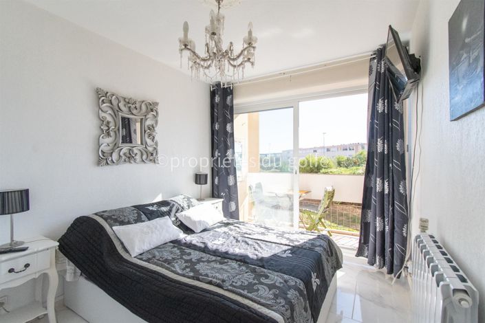 Image No.12-4 Bed Apartment for sale