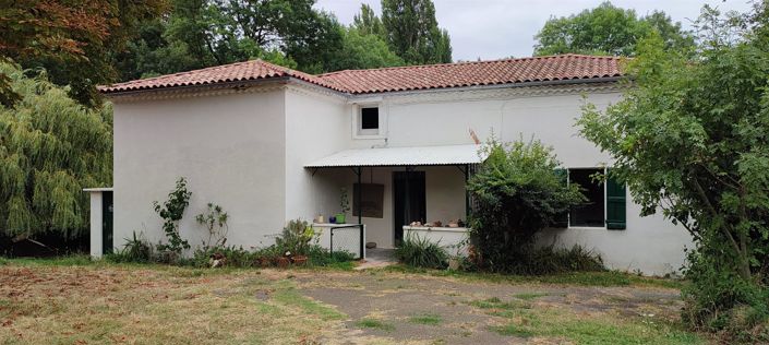 Image No.2-Maison de 4 chambres à vendre à Lacour