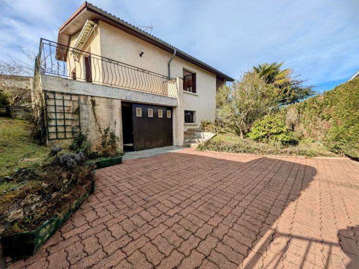 Image No.3-3 Bed House for sale