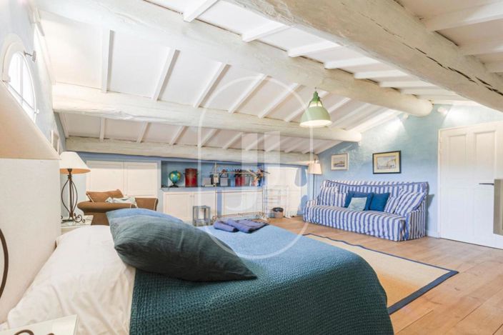 Image No.8-Maison de 7 chambres à vendre à L'Isle-sur-la-Sorgue