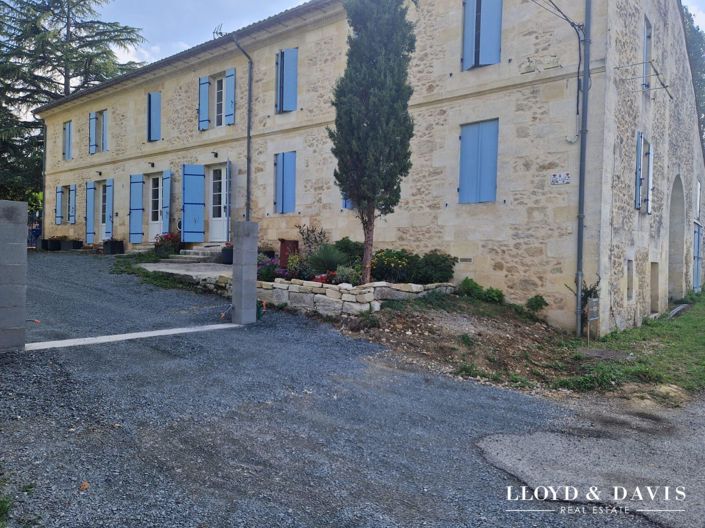 Image No.3-4 Bed House for sale