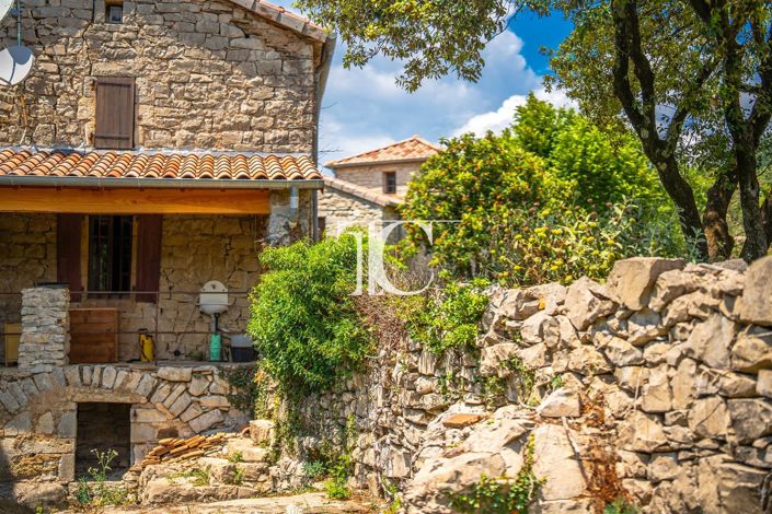 Image No.16-10 Bed House for sale