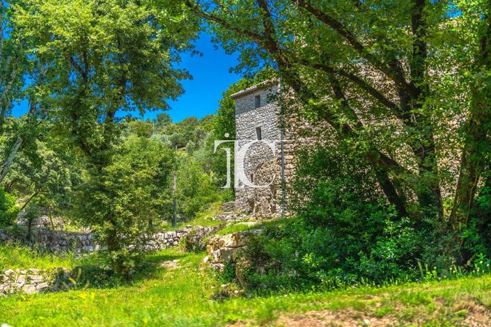 Image No.19-10 Bed House for sale