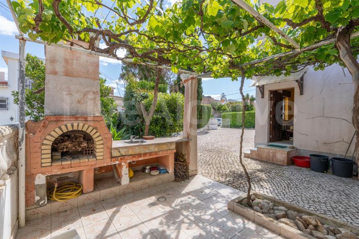 Image No.39-5 Bed House for sale