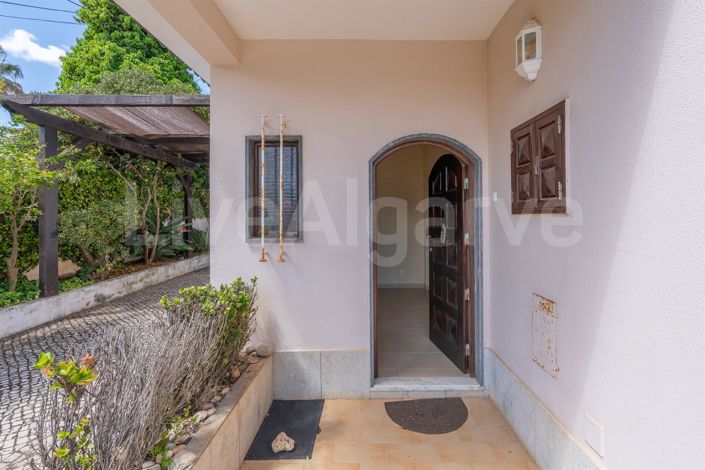 Image No.4-5 Bed House for sale