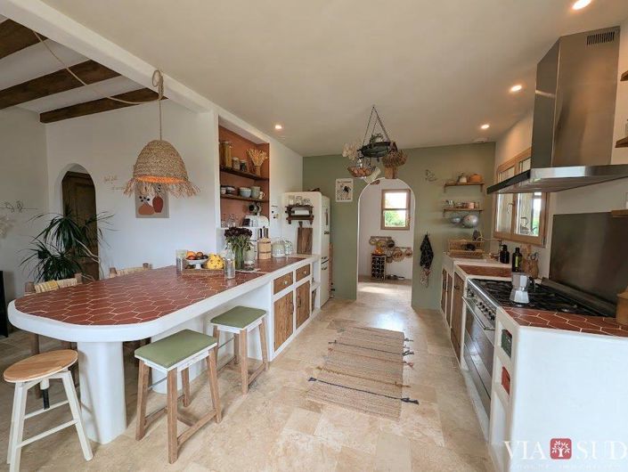 Image No.8-3 Bed House for sale