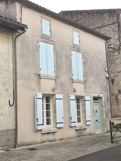 Image No.21-3 Bed House for sale