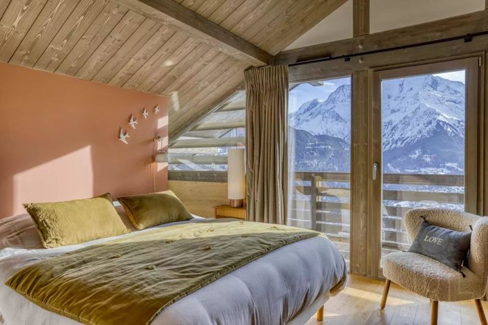 Image No.8-6 Bed House for sale