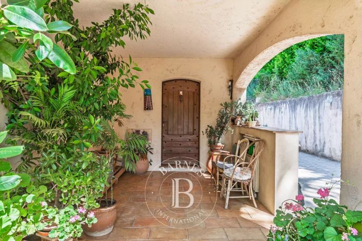 Image No.4-3 Bed House for sale