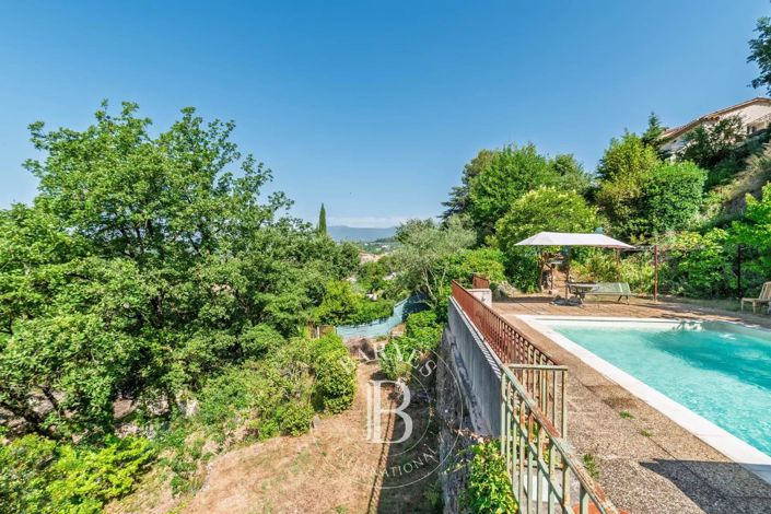 Image No.8-3 Bed House for sale