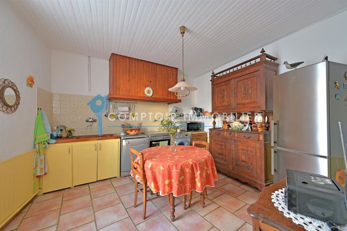 Image No.5-4 Bed House for sale