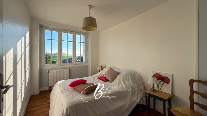 Image No.16-7 Bed House for sale