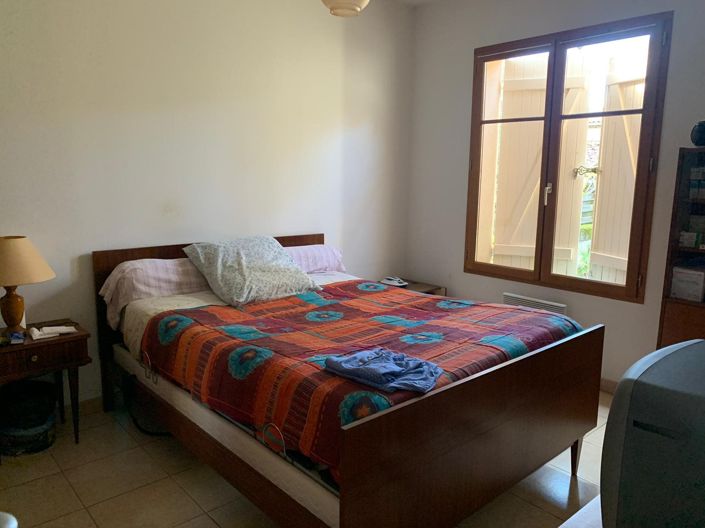 Image No.5-2 Bed House for sale