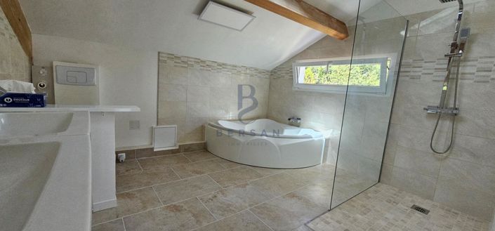 Image No.12-3 Bed House for sale