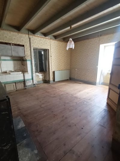 Image No.12-4 Bed House for sale