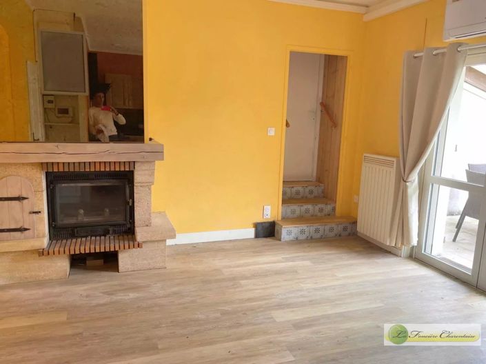 Image No.12-2 Bed House for sale