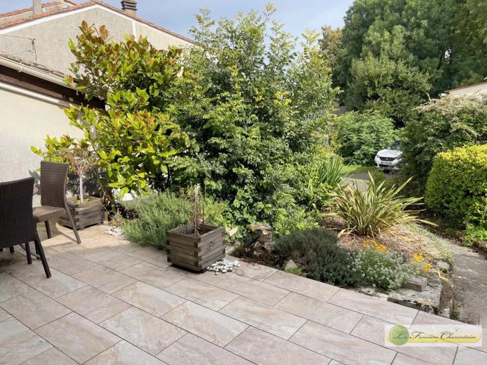 Image No.2-2 Bed House for sale