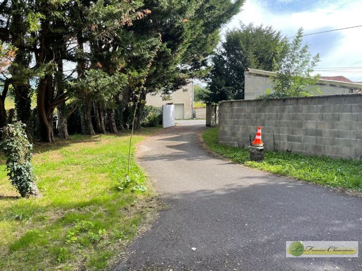 Image No.20-2 Bed House for sale