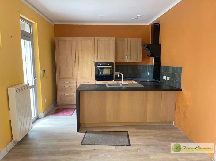 Image No.5-2 Bed House for sale