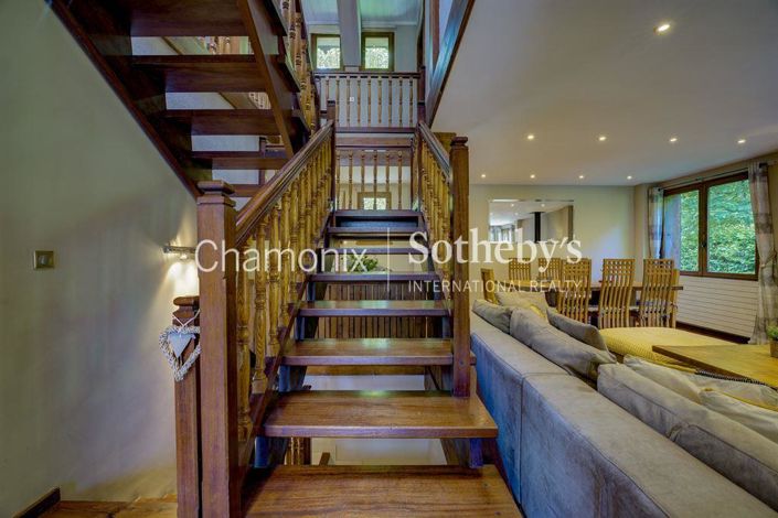 Image No.10-4 Bed House for sale