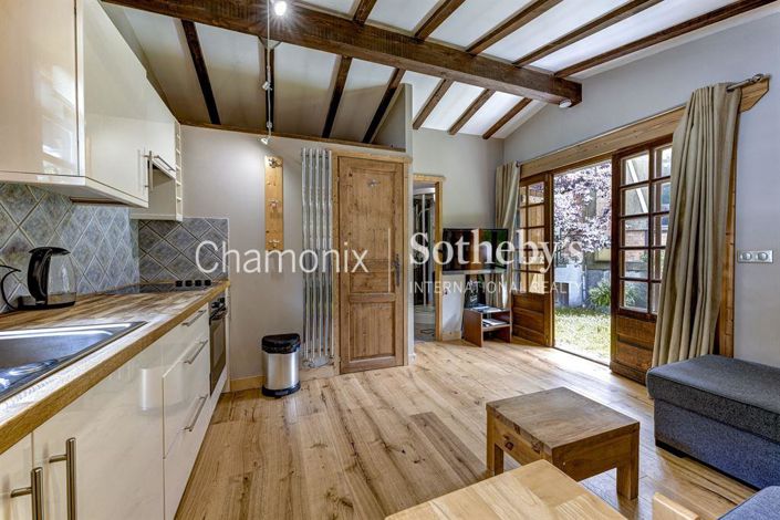 Image No.18-4 Bed House for sale