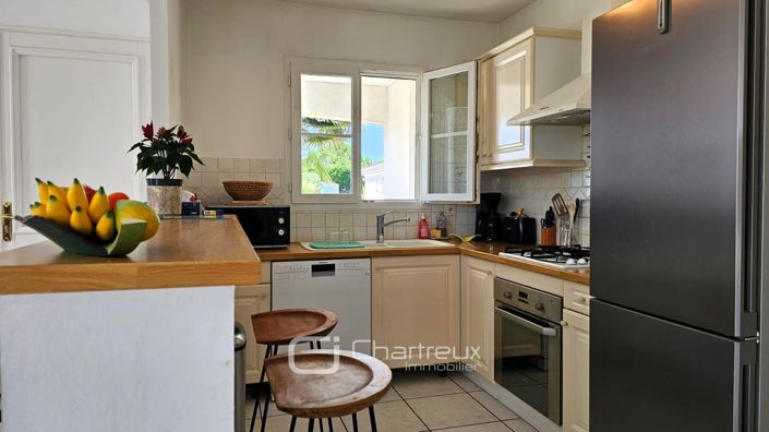 Image No.10-4 Bed House for sale