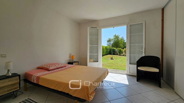 Image No.18-4 Bed House for sale