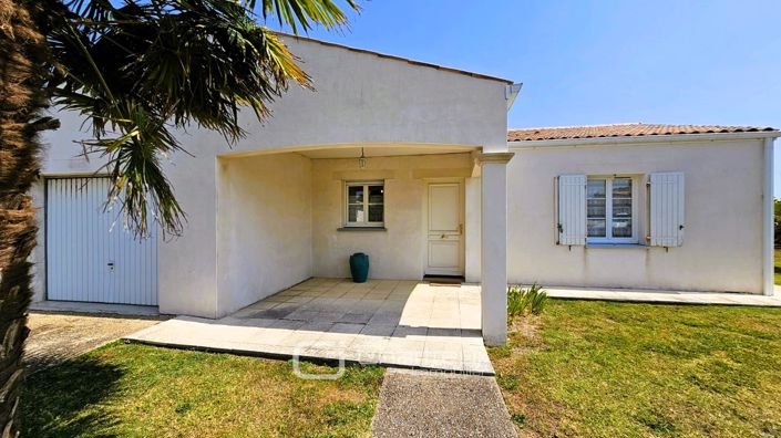 Image No.2-4 Bed House for sale