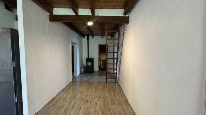 Image No.9-3 Bed House for sale