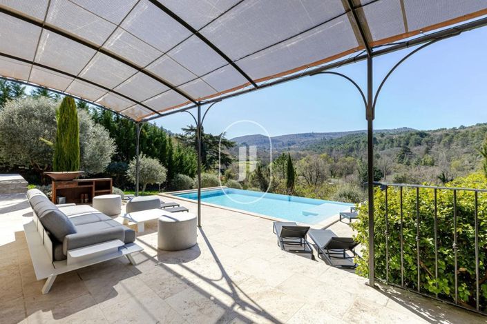 Image No.2-6 Bed House for sale
