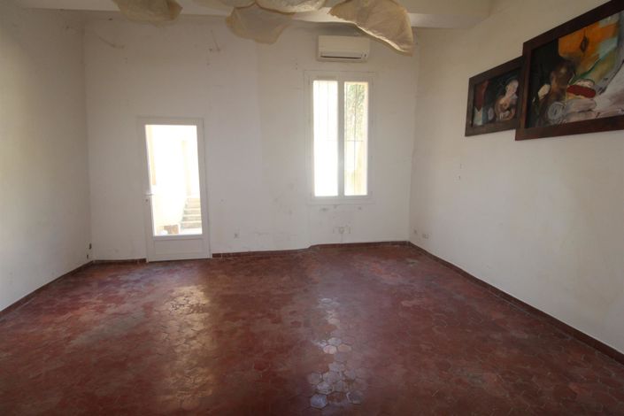 Image No.17-House for sale