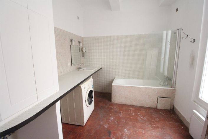 Image No.29-House for sale