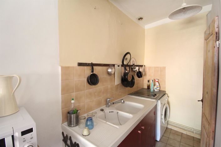 Image No.32-House for sale