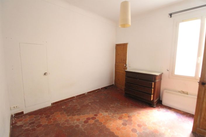 Image No.8-House for sale