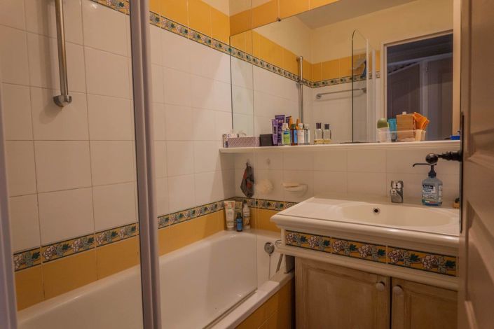 Image No.8-Appartement de 3 chambres à vendre à Grimaud