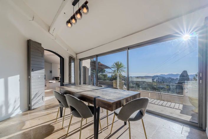 Image No.13-6 Bed House for sale