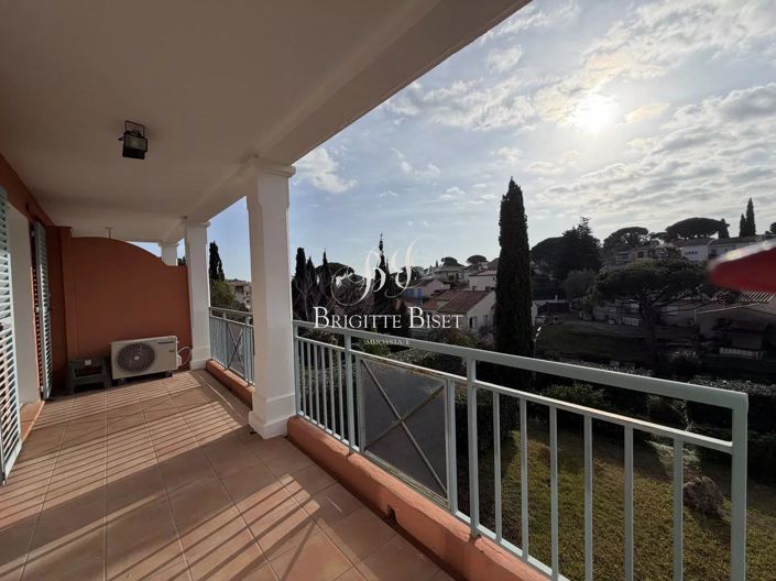 Image No.5-Appartement de 1 chambre à vendre à Sainte-Maxime