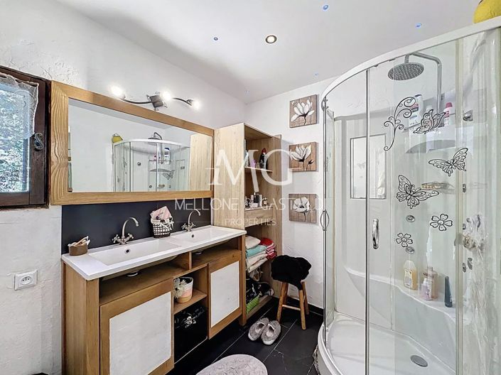 Image No.11-2 Bed House for sale