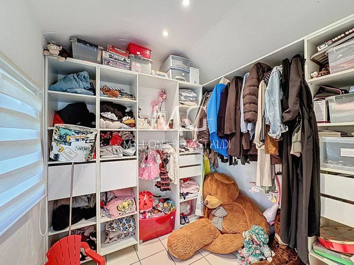 Image No.13-2 Bed House for sale