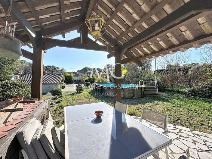 Image No.15-2 Bed House for sale