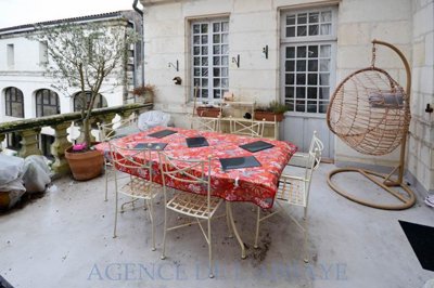 1 - Saintes, Apartment