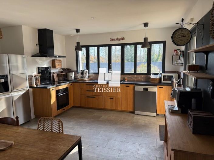 Image No.7-3 Bed House for sale