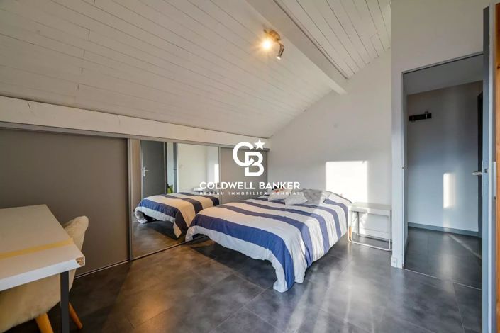 Image No.7-4 Bed House for sale