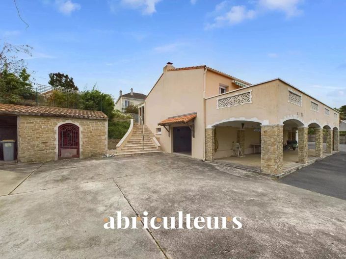 Image No.14-4 Bed House for sale